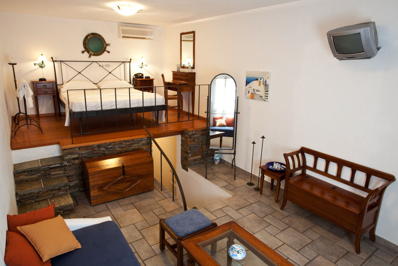 Alexandros Hotel Platis Gialos  Exterior foto